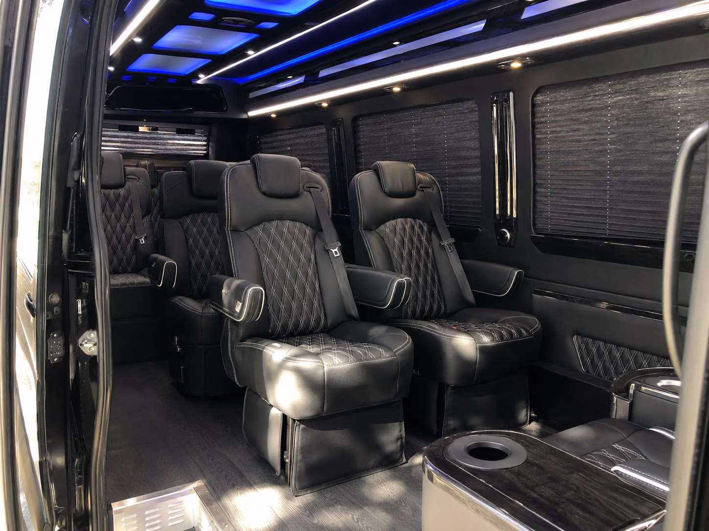 airport transfers between maf midland and monahans